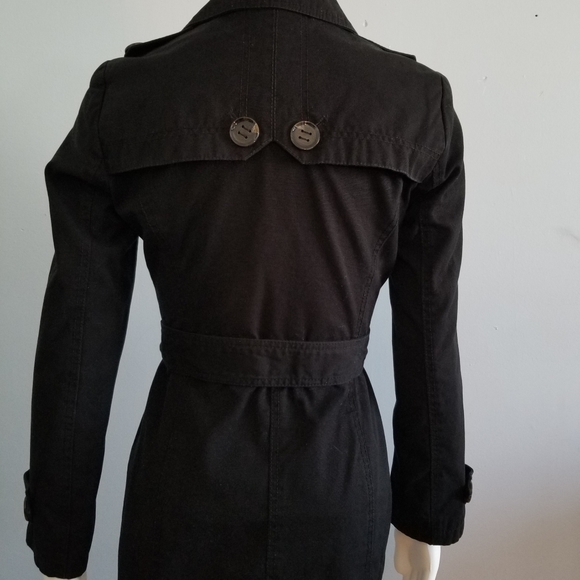 Kenneth Cole REACTION
Double Breasted Trenchcoat - Picture 6 of 7